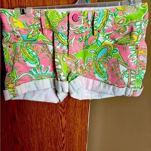 Lilly Pulitzer Shorts size 00